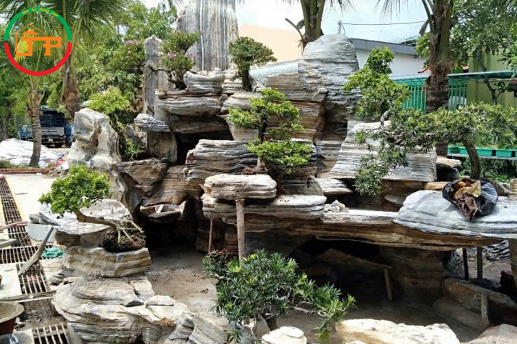 THI CÔNG HỒ CÁ COI GIÁ RẺ